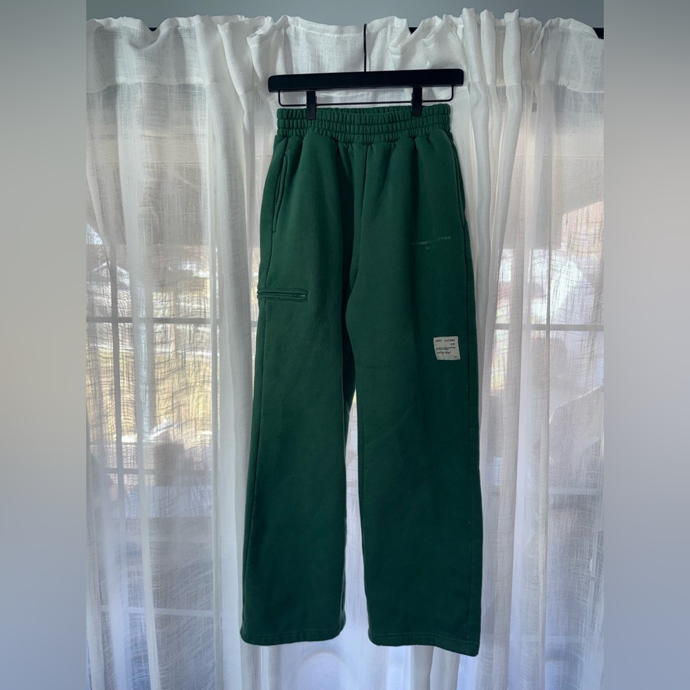 Comfrt Green Sweatpants Small